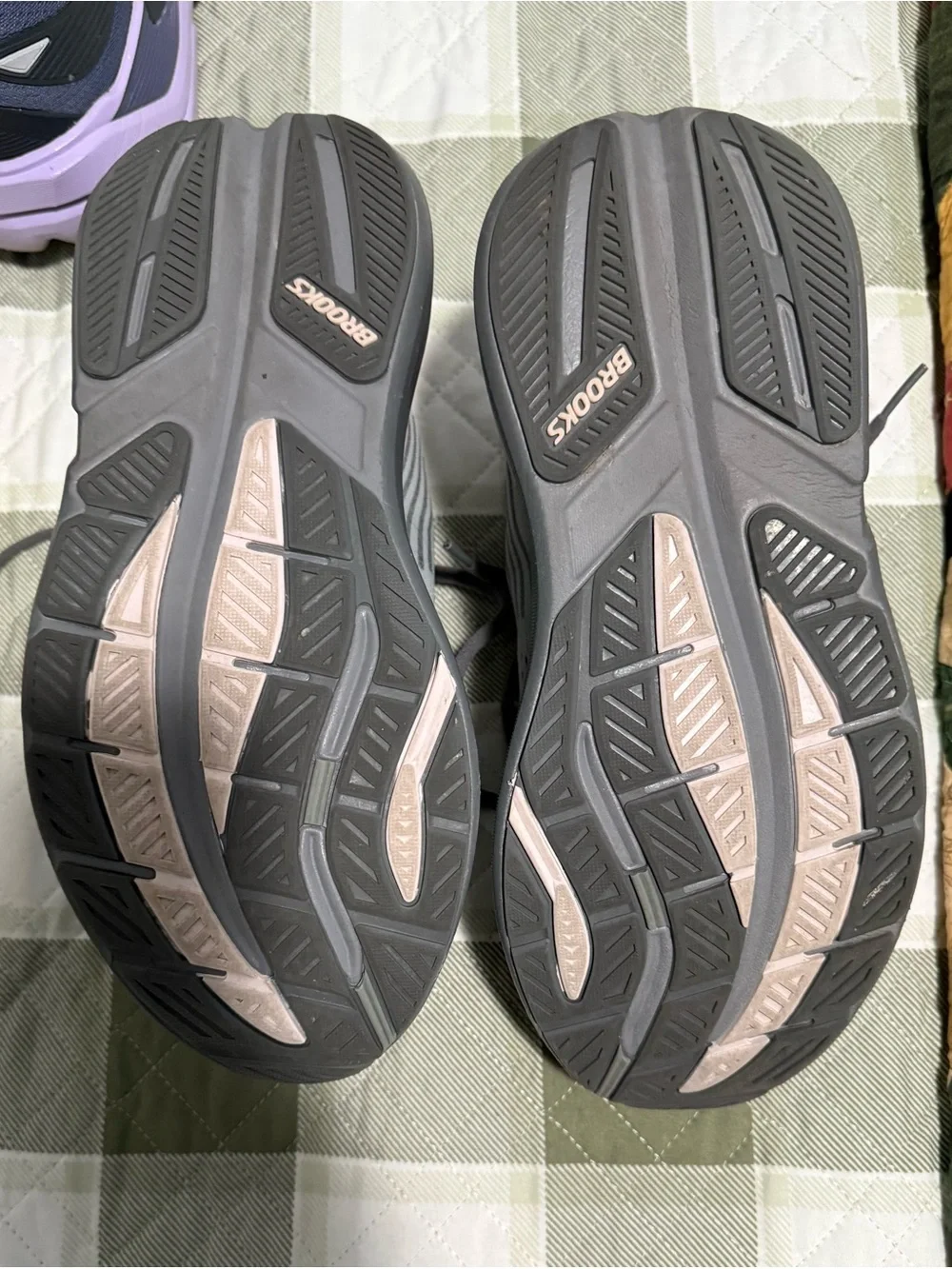 Brooks Ghost Max 3 Running Shoes